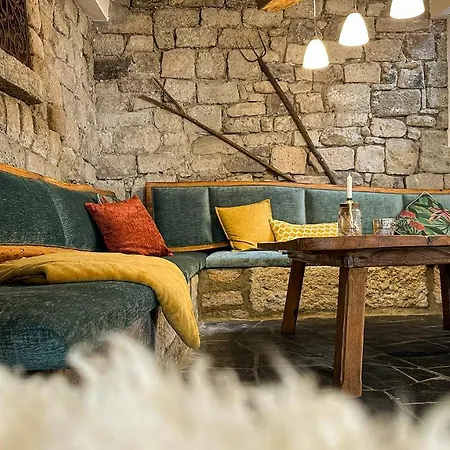 Rawertsrefugium - 5 Sterne Semesterbostad Bell (Mayen-Koblenz)